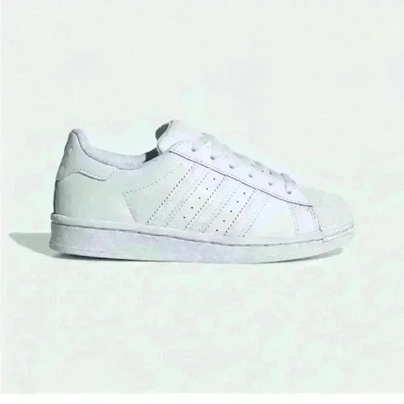 Kids Adidas - Picture 2 of 4